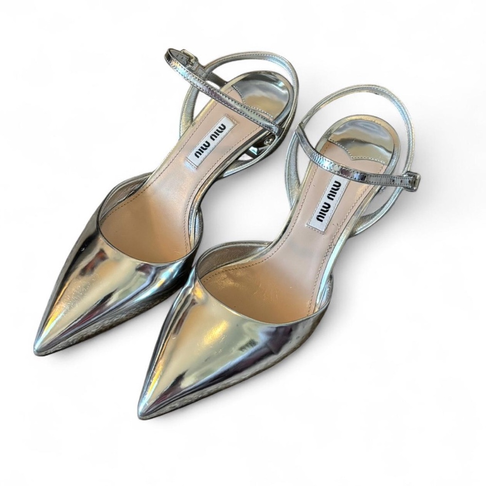 Authentic Miu Miu Silver Slingback Pointed Toe Pumps with Metallic Finish